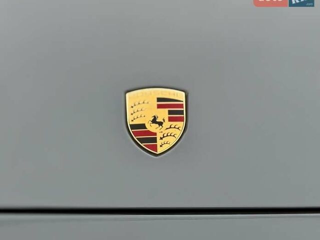 Серый Порше Cayenne Coupe, объемом двигателя 3 л и пробегом 26 тыс. км за 135555 $, фото 20 на Automoto.ua