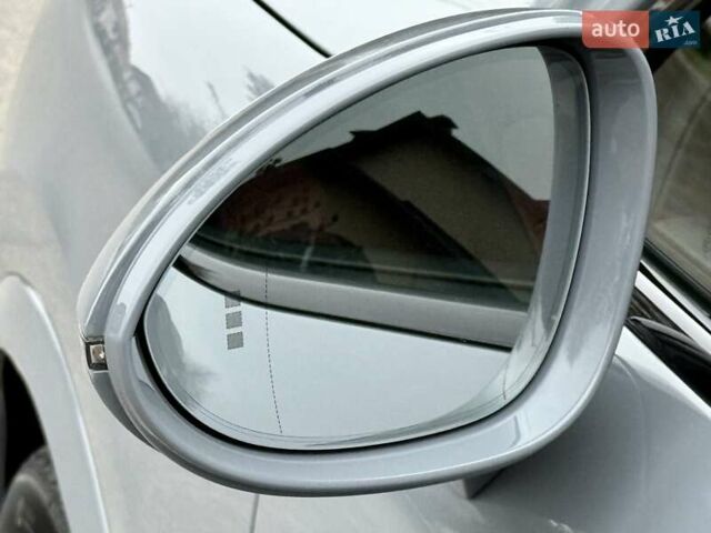 Серый Порше Cayenne Coupe, объемом двигателя 3 л и пробегом 26 тыс. км за 135555 $, фото 39 на Automoto.ua