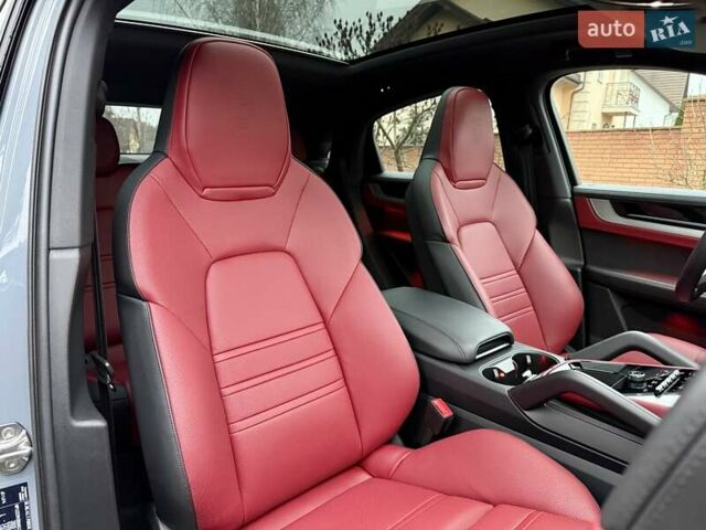 Серый Порше Cayenne Coupe, объемом двигателя 3 л и пробегом 26 тыс. км за 135555 $, фото 79 на Automoto.ua