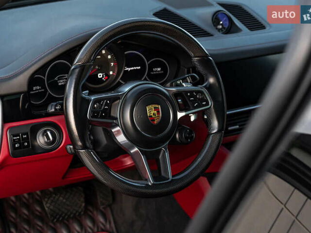 Синий Порше Cayenne Coupe, объемом двигателя 3 л и пробегом 115 тыс. км за 72000 $, фото 59 на Automoto.ua