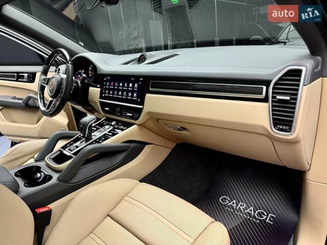 Синий Порше Cayenne Coupe, объемом двигателя 3 л и пробегом 18 тыс. км за 93900 $, фото 68 на Automoto.ua
