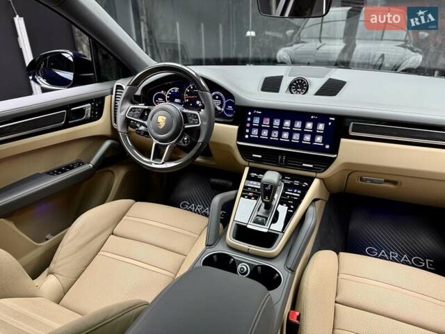 Синий Порше Cayenne Coupe, объемом двигателя 3 л и пробегом 18 тыс. км за 93900 $, фото 47 на Automoto.ua