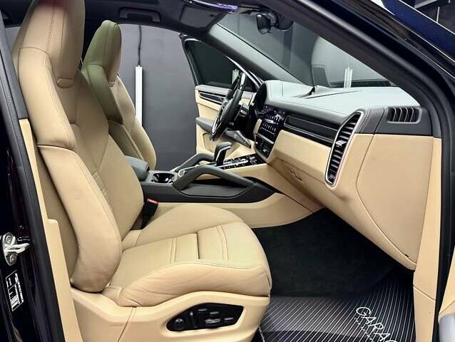 Синий Порше Cayenne Coupe, объемом двигателя 3 л и пробегом 18 тыс. км за 93900 $, фото 65 на Automoto.ua