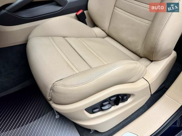 Синий Порше Cayenne Coupe, объемом двигателя 3 л и пробегом 18 тыс. км за 93900 $, фото 36 на Automoto.ua