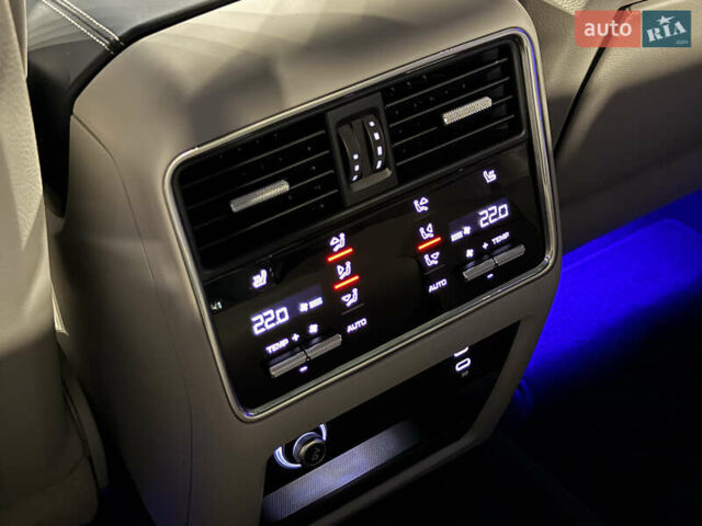 Синий Порше Cayenne Coupe, объемом двигателя 2.89 л и пробегом 11 тыс. км за 94500 $, фото 35 на Automoto.ua