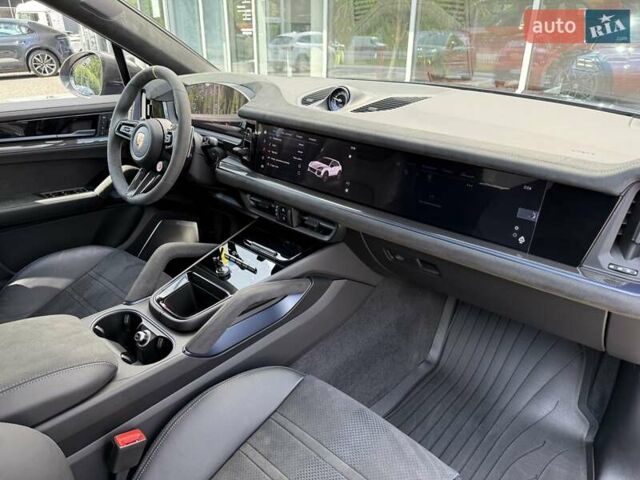 Синій Порше Cayenne Coupe, об'ємом двигуна 4 л та пробігом 6 тис. км за 307074 $, фото 16 на Automoto.ua