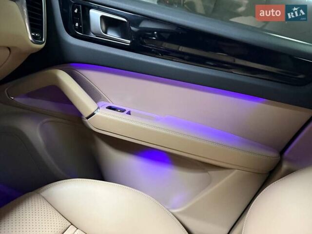 Оранжевый Порше Cayenne Coupe, объемом двигателя 3 л и пробегом 70 тыс. км за 75500 $, фото 87 на Automoto.ua