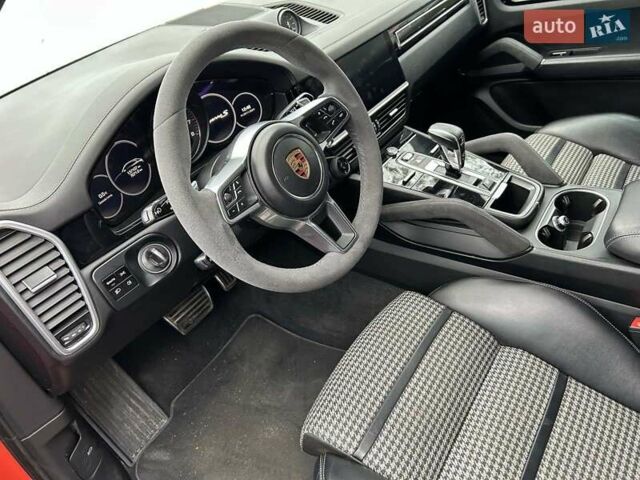 Оранжевый Порше Cayenne Coupe, объемом двигателя 2.89 л и пробегом 137 тыс. км за 69000 $, фото 34 на Automoto.ua
