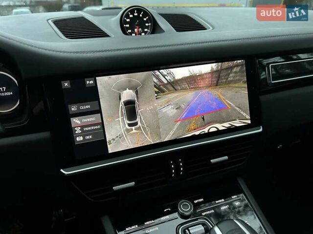 Оранжевый Порше Cayenne Coupe, объемом двигателя 2.89 л и пробегом 137 тыс. км за 69000 $, фото 41 на Automoto.ua