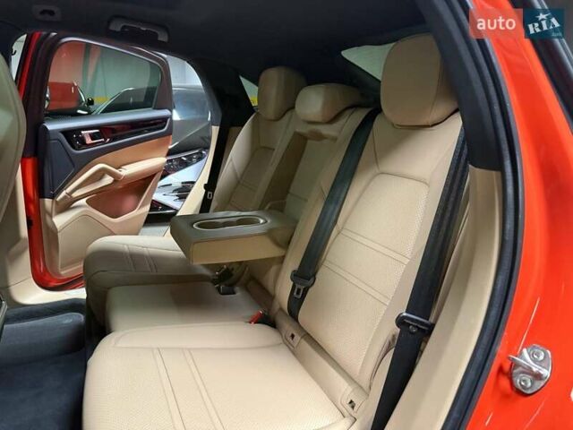 Оранжевый Порше Cayenne Coupe, объемом двигателя 3 л и пробегом 70 тыс. км за 75500 $, фото 56 на Automoto.ua