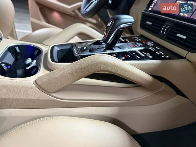 Оранжевый Порше Cayenne Coupe, объемом двигателя 3 л и пробегом 70 тыс. км за 75500 $, фото 99 на Automoto.ua