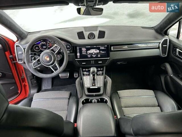Оранжевый Порше Cayenne Coupe, объемом двигателя 2.89 л и пробегом 137 тыс. км за 69000 $, фото 38 на Automoto.ua
