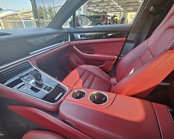 Порше Panamera Sport Turismo 2019 у Луцьку на Automoto.ua Чорний Порше Panamera Sport Turismo, об'ємом двигуна 3 л та пробігом 87 тис. км за 56000 $, фото 90 на Automoto.ua