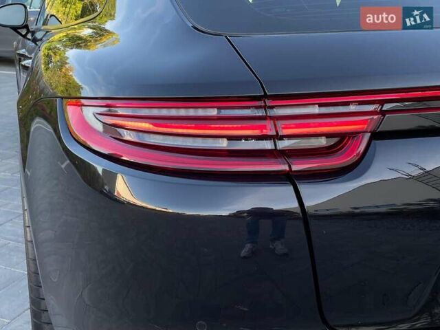 Порше Panamera Sport Turismo 2019 у Луцьку на Automoto.ua Чорний Порше Panamera Sport Turismo, об'ємом двигуна 3 л та пробігом 87 тис. км за 56000 $, фото 76 на Automoto.ua