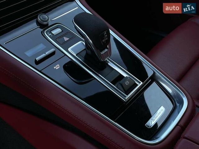 Порше Panamera Sport Turismo 2019 у Луцьку на Automoto.ua Чорний Порше Panamera Sport Turismo, об'ємом двигуна 3 л та пробігом 87 тис. км за 56000 $, фото 29 на Automoto.ua