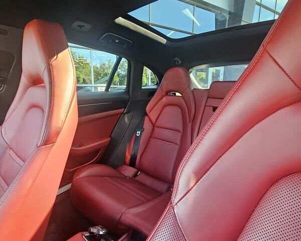 Порше Panamera Sport Turismo 2019 у Луцьку на Automoto.ua Чорний Порше Panamera Sport Turismo, об'ємом двигуна 3 л та пробігом 87 тис. км за 56000 $, фото 91 на Automoto.ua
