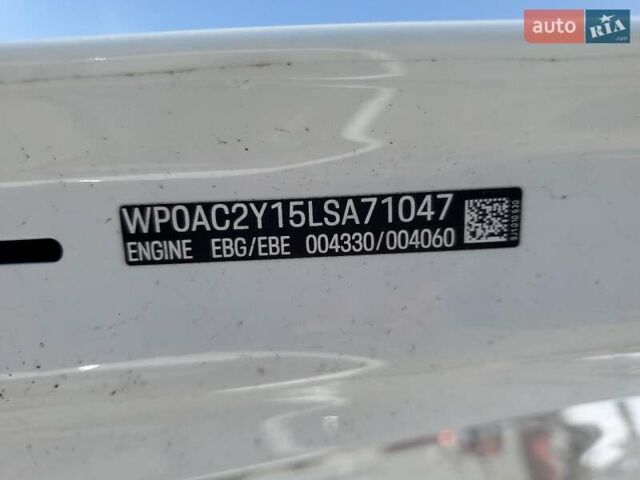 Белый Порше Тайкан, объемом двигателя 0 л и пробегом 23 тыс. км за 38000 $, фото 11 на Automoto.ua