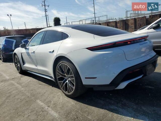 Белый Порше Тайкан, объемом двигателя 0 л и пробегом 23 тыс. км за 38000 $, фото 1 на Automoto.ua