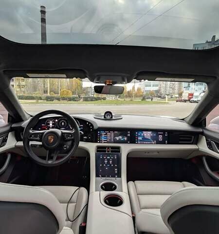 Білий Порше Тайкан, об'ємом двигуна 0 л та пробігом 73 тис. км за 70000 $, фото 13 на Automoto.ua