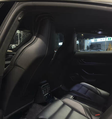 Білий Порше Тайкан, об'ємом двигуна 0 л та пробігом 99 тис. км за 70000 $, фото 9 на Automoto.ua