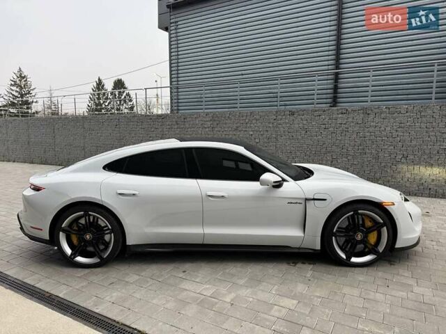 Білий Порше Тайкан, об'ємом двигуна 0 л та пробігом 43 тис. км за 71000 $, фото 10 на Automoto.ua