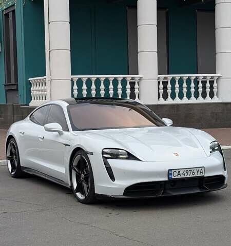 Білий Порше Тайкан, об'ємом двигуна 0 л та пробігом 73 тис. км за 70000 $, фото 9 на Automoto.ua