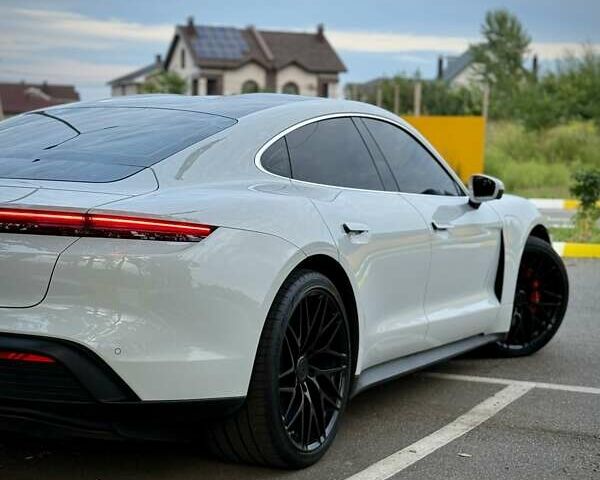 Білий Порше Тайкан, об'ємом двигуна 0 л та пробігом 170 тис. км за 56000 $, фото 14 на Automoto.ua