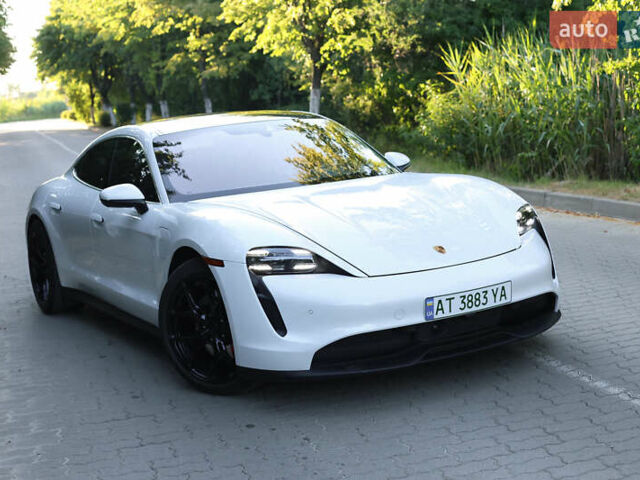 Білий Порше Тайкан, об'ємом двигуна 0 л та пробігом 54 тис. км за 70000 $, фото 12 на Automoto.ua
