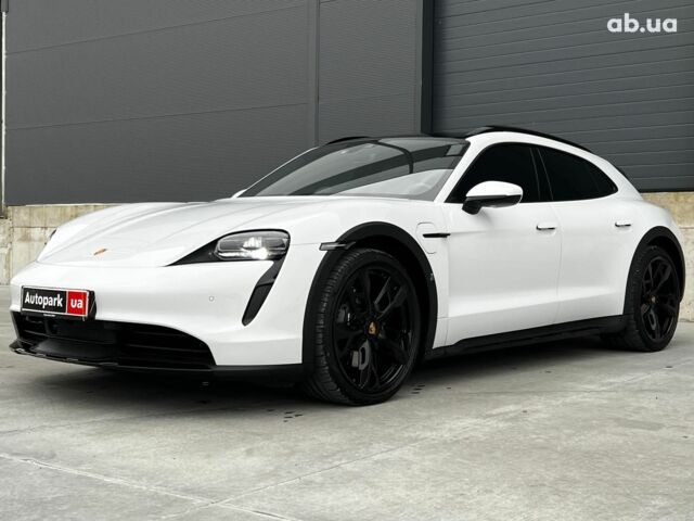 Белый Порше Тайкан, объемом двигателя 1 л и пробегом 21 тыс. км за 76990 $, фото 14 на Automoto.ua