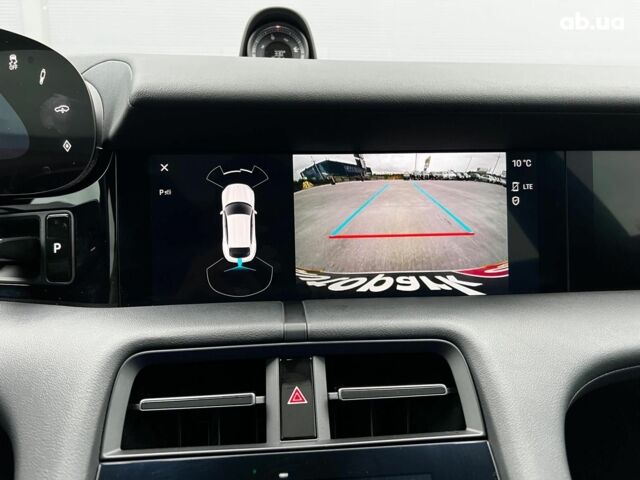 Белый Порше Тайкан, объемом двигателя 1 л и пробегом 21 тыс. км за 76990 $, фото 47 на Automoto.ua