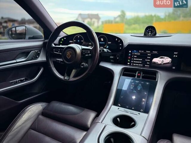 Білий Порше Тайкан, об'ємом двигуна 0 л та пробігом 170 тис. км за 56000 $, фото 23 на Automoto.ua