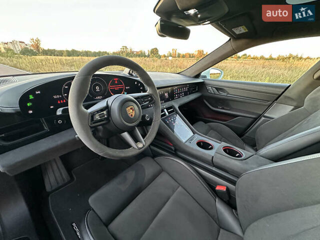 Белый Порше Тайкан, объемом двигателя 0 л и пробегом 29 тыс. км за 79700 $, фото 32 на Automoto.ua