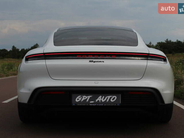 Белый Порше Тайкан, объемом двигателя 0 л и пробегом 8 тыс. км за 82800 $, фото 21 на Automoto.ua