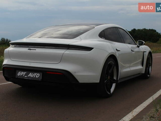 Белый Порше Тайкан, объемом двигателя 0 л и пробегом 8 тыс. км за 82800 $, фото 39 на Automoto.ua