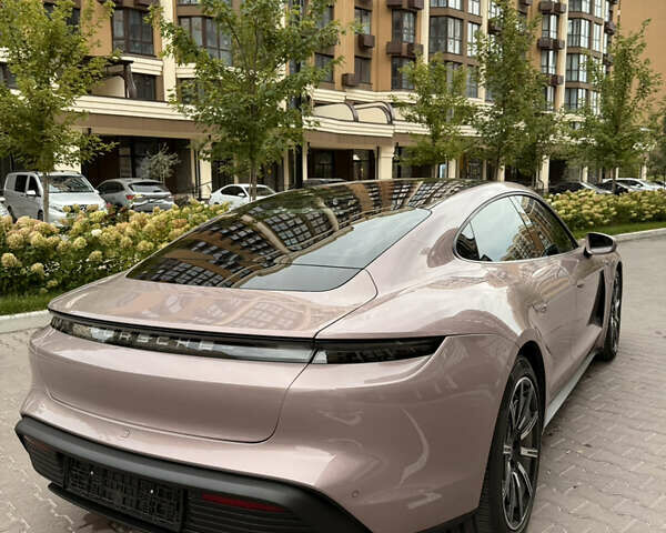 Бежевый Порше Тайкан, объемом двигателя 0 л и пробегом 47 тыс. км за 51000 $, фото 7 на Automoto.ua