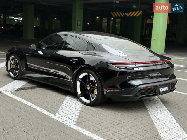 Чорний Порше Тайкан, об'ємом двигуна 0 л та пробігом 33 тис. км за 80000 $, фото 7 на Automoto.ua