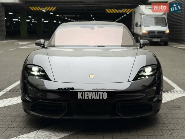 Чорний Порше Тайкан, об'ємом двигуна 0 л та пробігом 33 тис. км за 80000 $, фото 12 на Automoto.ua