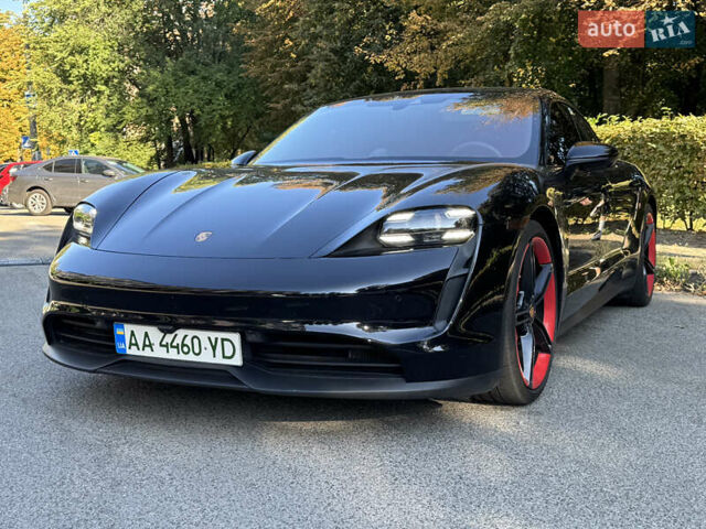 Порше Тайкан 2020 в Киеве на Automoto.ua Черный Порше Тайкан, объемом двигателя 0 л и пробегом 119 тыс. км за 49900 $, фото 10 на Automoto.ua
