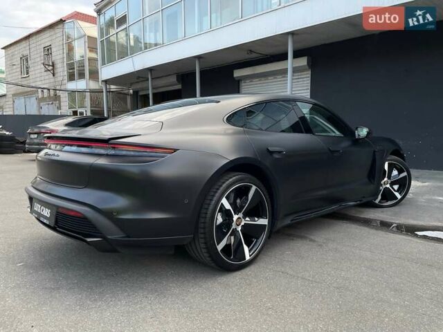 Черный Порше Тайкан, объемом двигателя 0 л и пробегом 59 тыс. км за 79900 $, фото 38 на Automoto.ua