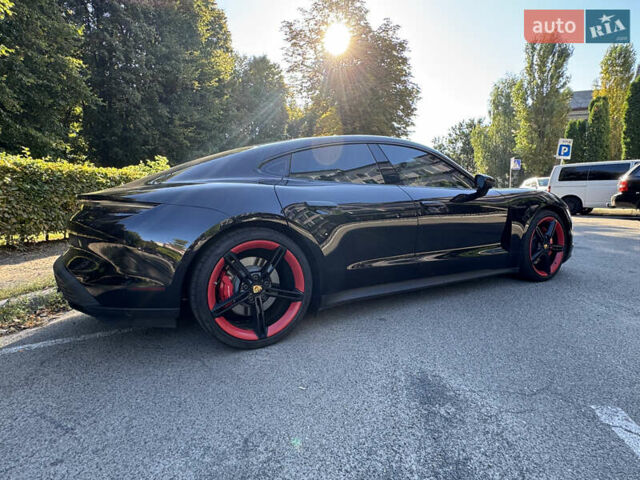 Порше Тайкан 2020 в Киеве на Automoto.ua Черный Порше Тайкан, объемом двигателя 0 л и пробегом 119 тыс. км за 49900 $, фото 3 на Automoto.ua