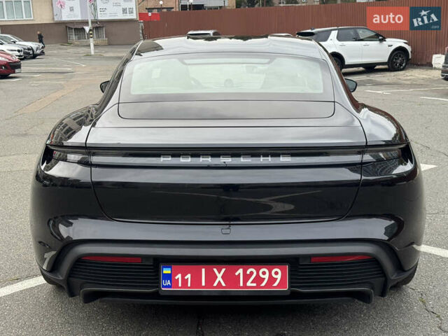 Черный Порше Тайкан, объемом двигателя 0 л и пробегом 28 тыс. км за 85000 $, фото 20 на Automoto.ua