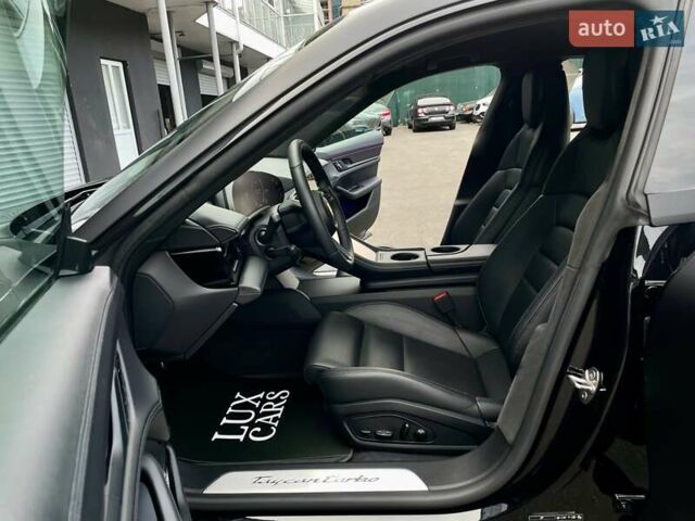 Черный Порше Тайкан, объемом двигателя 0 л и пробегом 59 тыс. км за 79900 $, фото 52 на Automoto.ua