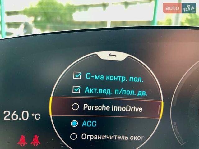 Черный Порше Тайкан, объемом двигателя 0 л и пробегом 59 тыс. км за 79900 $, фото 84 на Automoto.ua