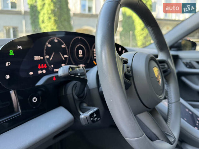Порше Тайкан 2020 в Киеве на Automoto.ua Черный Порше Тайкан, объемом двигателя 0 л и пробегом 119 тыс. км за 49900 $, фото 30 на Automoto.ua