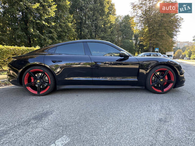 Порше Тайкан 2020 в Киеве на Automoto.ua Черный Порше Тайкан, объемом двигателя 0 л и пробегом 119 тыс. км за 49900 $, фото 2 на Automoto.ua