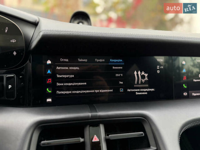 Чорний Порше Тайкан, об'ємом двигуна 0 л та пробігом 33 тис. км за 88900 $, фото 72 на Automoto.ua