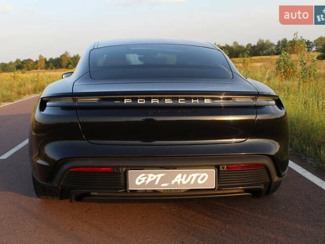 Черный Порше Тайкан, объемом двигателя 0 л и пробегом 29 тыс. км за 85800 $, фото 10 на Automoto.ua