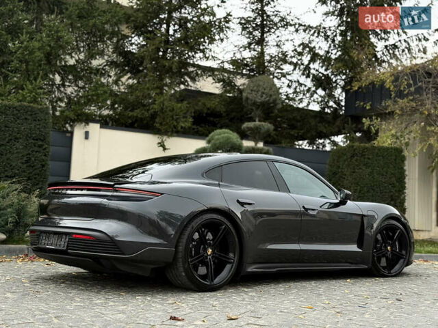 Чорний Порше Тайкан, об'ємом двигуна 0 л та пробігом 33 тис. км за 88900 $, фото 31 на Automoto.ua