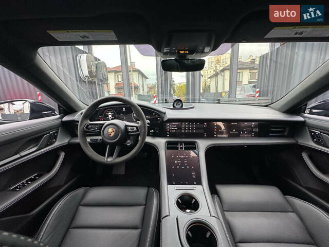 Чорний Порше Тайкан, об'ємом двигуна 0 л та пробігом 1 тис. км за 107700 $, фото 24 на Automoto.ua