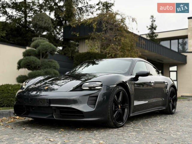 Чорний Порше Тайкан, об'ємом двигуна 0 л та пробігом 33 тис. км за 88900 $, фото 11 на Automoto.ua